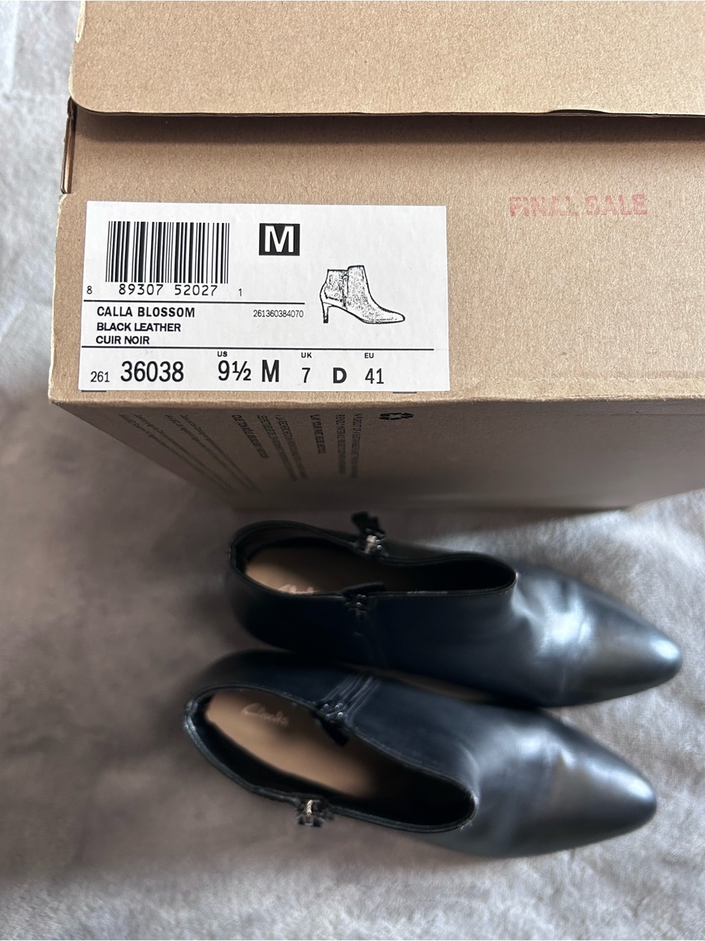 Clarks Calla Blossom Ankle Boots - Picture 7 of 7